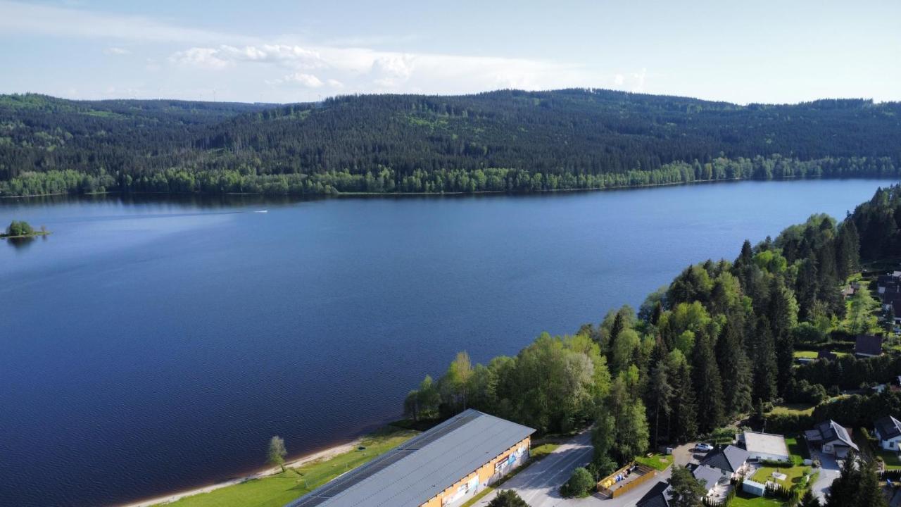 Hauslipno Bungalov Na Lipne ليبنو ناد فلتافو المظهر الخارجي الصورة